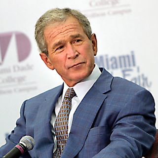 Colocarán mañana primera piedra de la Biblioteca 'George W. Bush'