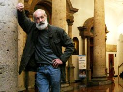 Luis de Tavira comenta que la meta para 2011 es llevar montajes al interior del país.E.BARRERA  /