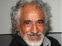 El actor confiesa que aunque ya se encuentra bien recuperado, aún sigue portando una faja para completar su rehabilitación. ESPECIAL  /