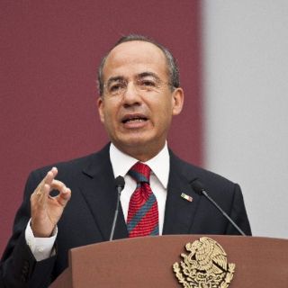 Calderón, satisfecho con partida presupuestal destinada a turismo