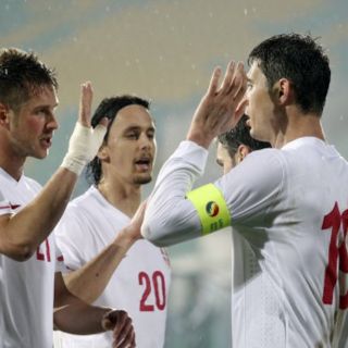 Serbia se impone a Bulgaria