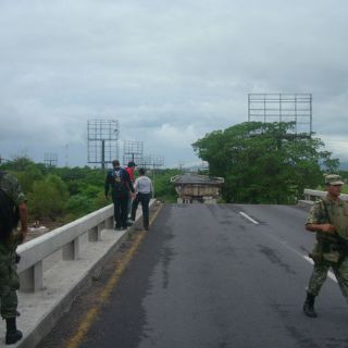 Puente en Puerto Vallarta tiene un avance de 80%