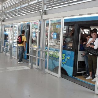 Proyectan línea de BRT por la Calzada González Gallo