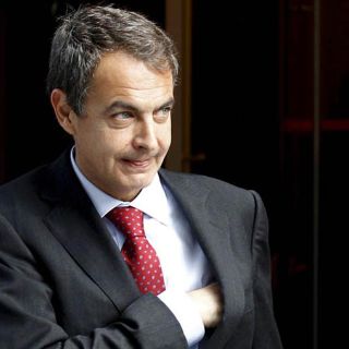Zapatero promete acciones para salir de la crisis