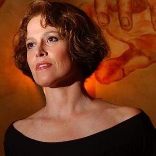 Sigourney Weaver, encantada con envejecer