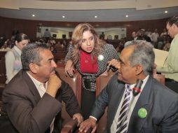 Roberto Marrufo (izq.) y Raúl Vargas lamentaron el anuncio de veto a las reformas aprobadas ayer por el Congreso local. S. NÚÑEZ  /