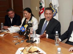 Diputados priistas retan al Gobierno estatal para que aplique en movilidad los nueve mil mdp adicionales para 2011. A. GARCÍA  /