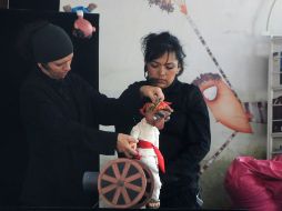 Compañía de títeres la Vagabunda, con su obra 'Narciso y Emiliano. Dos niños a un siglo de distancia'. CONACULTA.GOB  /