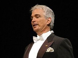 El concierto hizo lucir al Palacio de Bellas Artes. ENRIQUEPATRON.COM  /