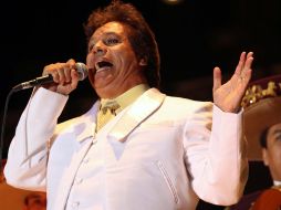 Juan Gabriel concluyó su presentación interpretando el tema, Por qué me haces llorar?. EL UNIVERSAL  /