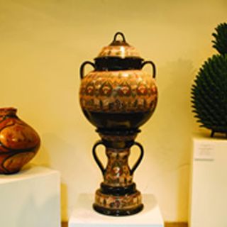 Piezas del Premio Nacional de la Cerámica viajan al DF