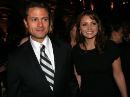 El gobernador del Estado de México, Enrique Peña Nieto y la actriz Angélica Rivera alistan los detalles para su boda. EL UNIVERSAL  /