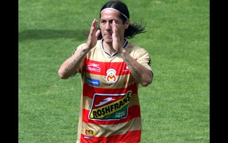 A la Máquina le urgía fichar al jugador después de la lesión de Vela. MEXSPORT  /