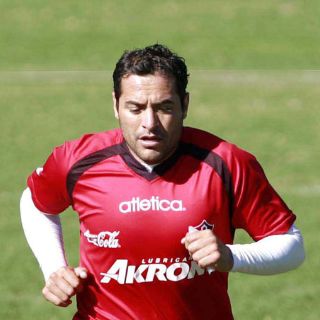 Daniel Osorno pediría salir del equipo