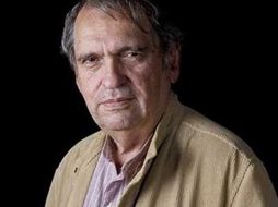 Rafael Cadenas recibió el Premio Fil de Literatura en Lenguas Romances 2009. ESPECIAL  /