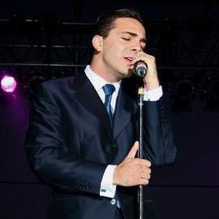 Cristian Castro cambia de actitud