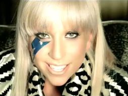 Lady Gaga tiene más de 7.2 millones de seguidores en Twitter y casi 24 millones de fanáticos en Facebook. ESPECIAL  /