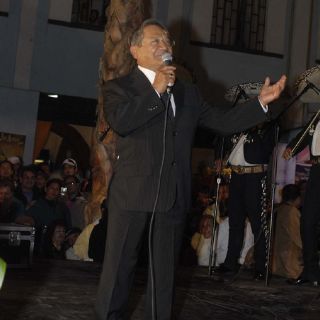 Rinden homenaje a José Alfredo Jiménez