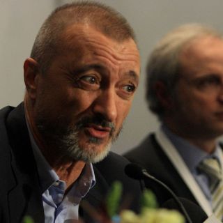 Para Pérez-Reverte, la literatura es una emboscada