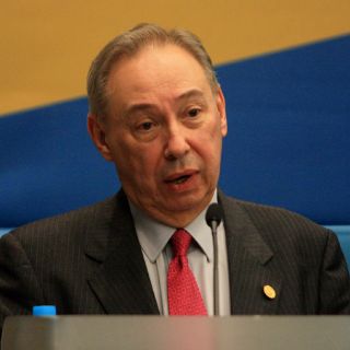 Lista la obra seleccionada