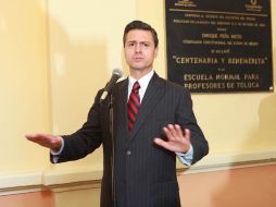El gobernador Enrique Peña Nieto podrá tener ingresos de fin de año por un monto total de 516 mil 400 pesos. NTX  /