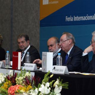 Presentan diccionario de americanismos y mexicanismos