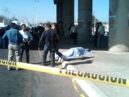 Los dos agentes fueron acribillados por sujetos armados sobre la carretera que va del Castillo hacia El Salto. M. PATIÑO  /