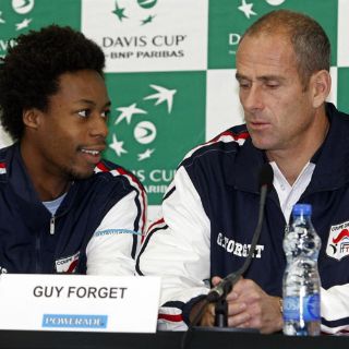 A Guy Forget le preocupa el nivel de los serbios