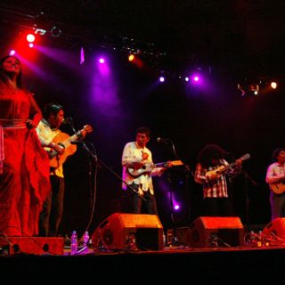 El folclór musical hace vibrar a la FIL