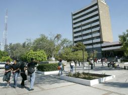 En Jalisco se tiene en el catálogo de bienes en sus 125 municipios, figuran edificios desde primarias hasta las universitarias. ARCHIVO  /