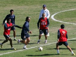 Los jugadores de Rayados de Monterrey realizando una sesión de entrenamientos. NOTIMEX  /