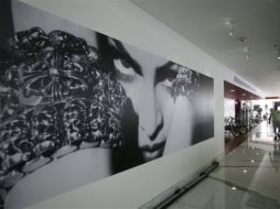 Madonna inauguró la noche del lunes el Hard Candy Fitness en una zona exclusiva de Ciudad de México. AP  /