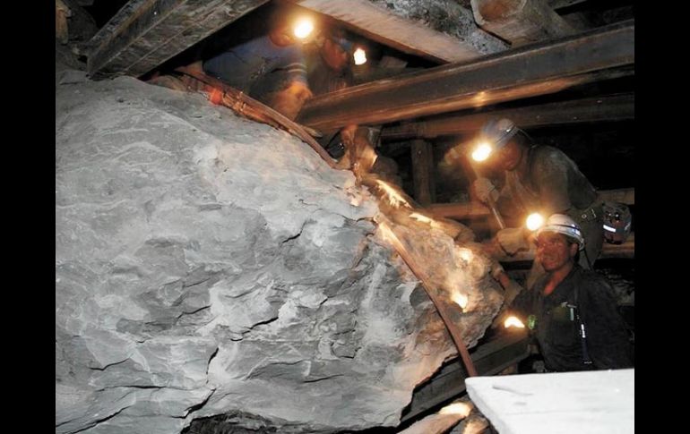 El precio de los metales como el oro, la plata y el cobre han repuntado en el último año. México produce esos metales. EL UNIVERSAL  /