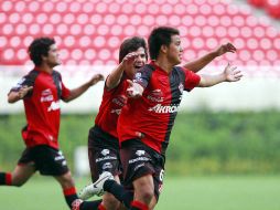Chivas perdió el partido de ida ante el Atlas 3-2, correspondiente a la final del Apertura 2010, en la categoría Sub-17. E. PACHECO  /