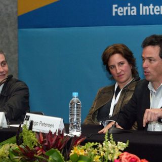 Rinden homenaje a Tomás Eloy Martínez