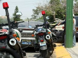 El presunto se enfrentó a balazos contra policías motorizados, dejando como saldo su muerte. ARCHIVO  /