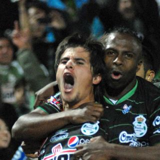 Santos saca la ventaja