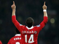 El ManU, equipo donde milita el Chicarito, pospuso su encuentro ante el Blackpool por fuertes nevadas. MEXSPORT  /