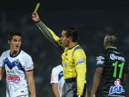 'Chiquimarco' sólo mostró el cartón amarillo en tres ocasiones en el partido del jueves. MEXSPORT  /