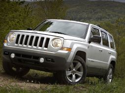 La camioneta Patriot proyecta fuerza y presencia. ESPECIAL  /