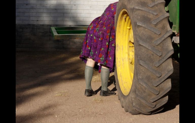 Una de las imágenes de la serie 'Mujeres Flores' premiada con el galardón. © Cortesía  Eunice Adorno  /