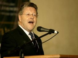 Actualmente Sarmiento publica textos en más de 20 diarios mexicanos. ARCHIVO  /