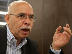 José Reveles dicierne sobre el narcotráfico. A. CAMACHO  /