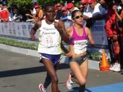 Hyvone Ngetich y Marisol Romero, en busca de la victoria. ESPECIAL  /