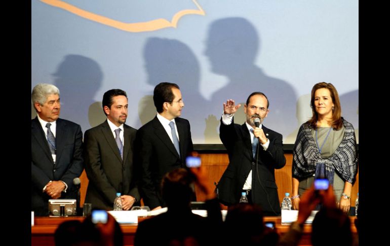 El senador Gustavo Madero rinde protesta como nuevo presidente del Partido Acción Nacional. EL UNIVERSAL  /