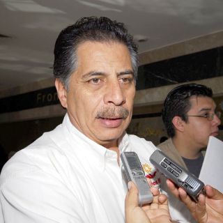 El PRD pide a López Obrador no dividir