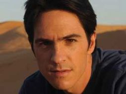 Luego de triunfar en la televisión con la novela El clón, Ochmann se involucra en la obra de teatro Veintidós veintidós. ESPECIAL  /