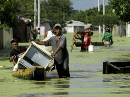 El Gobierno colombiano calcula que al final de la temporada de lluvias habrá más de dos millones de damnificados. EFE  /