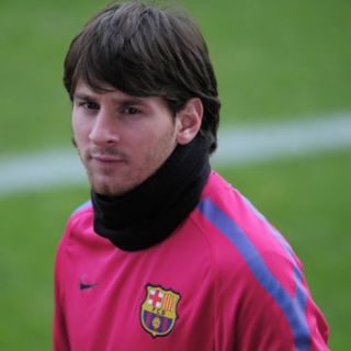 Batista hará su equipo en base a Messi