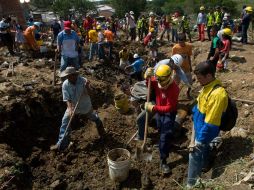 La cifra de muertos por un alud en el noroeste de Colombia se elevó a 22, en tanto que los desaparecidos pasan de 100. EFE  /